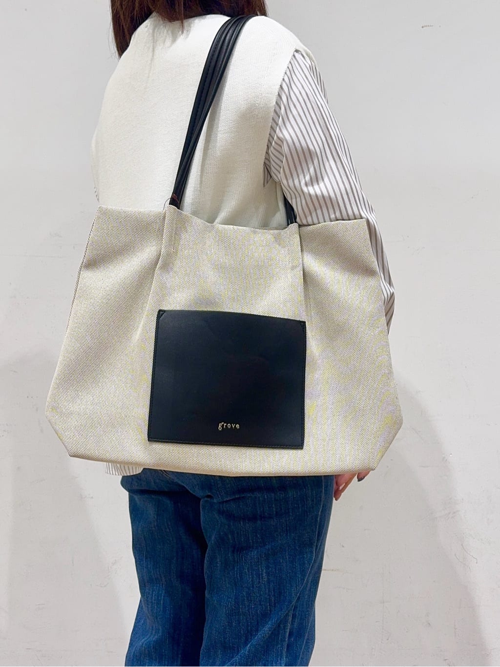 miさんの「grove｜【選べる着丈】大人のためのストレートデニムパンツ」を使ったコーディネート