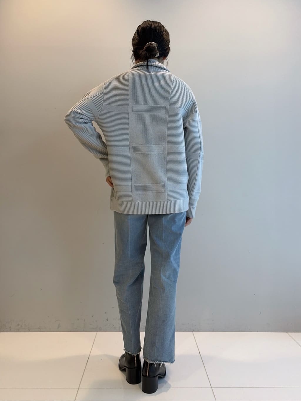 Akutagawaさんの「TAKEO KIKUCHI｜畦編みチェック ニットカーディガン」を使ったコーディネート