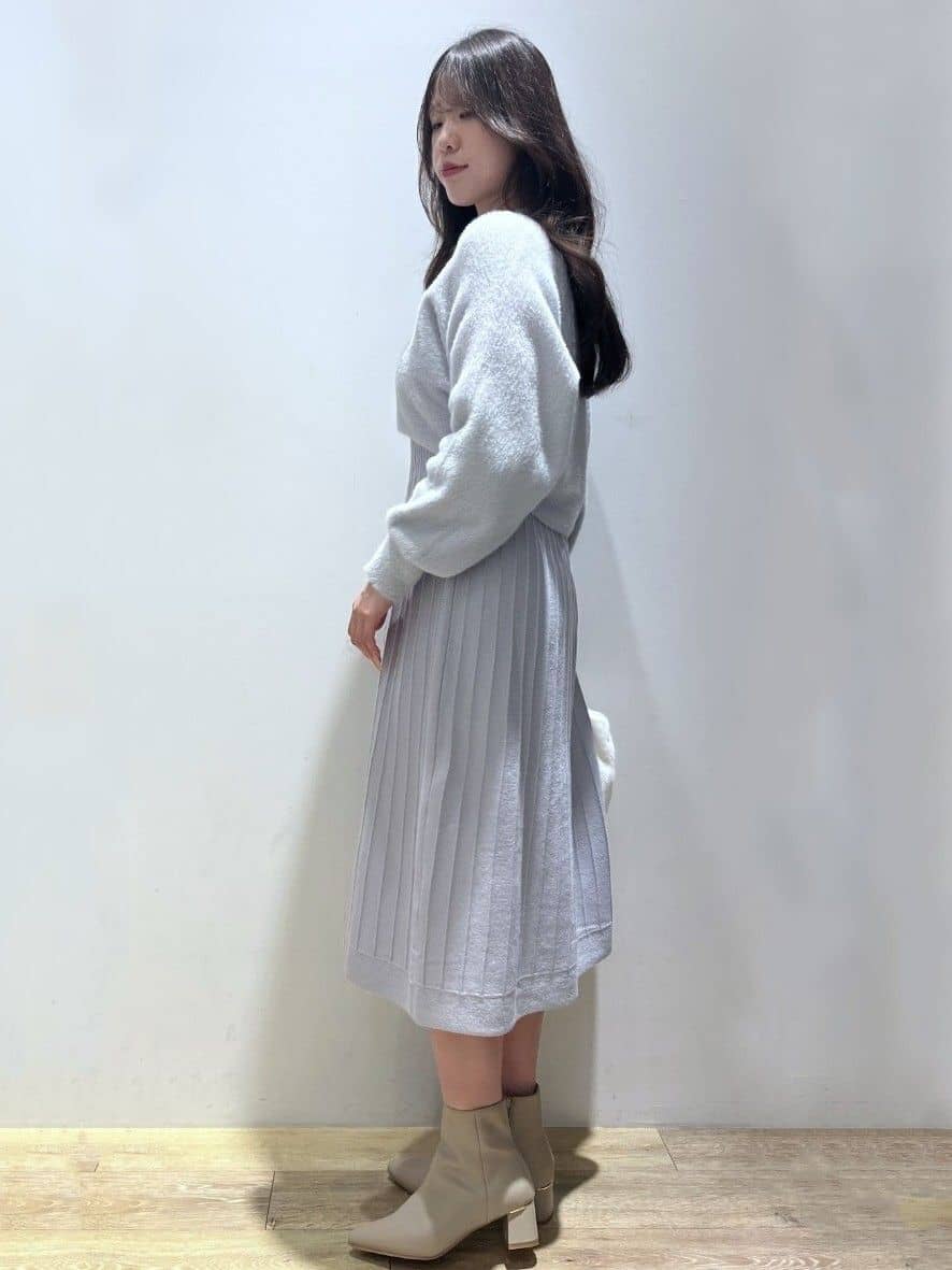 Mimさんの「index｜ラメフェザープルオーバーセット ニットワンピース【洗濯機OK】《XS～LL》」を使ったコーディネート