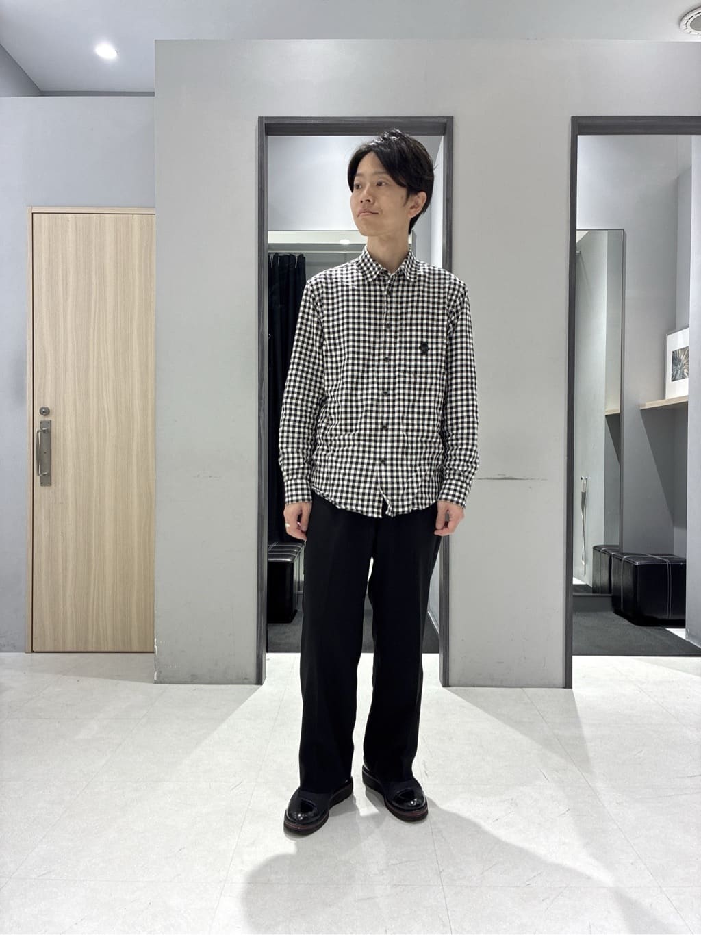 わいずみさんの「TAKEO KIKUCHI｜【Made in JAPAN】ビッグチェック＆スライドパズル柄 ニット」を使ったコーディネート