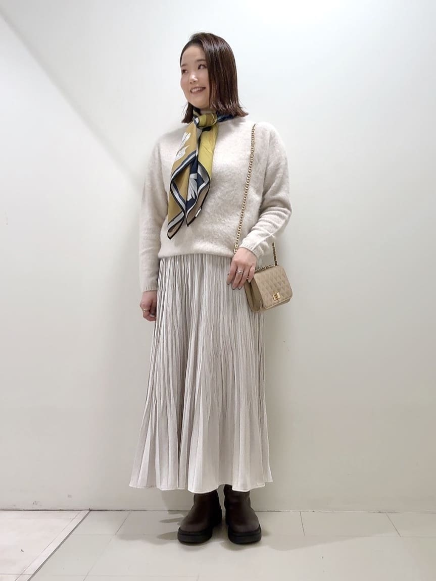 YUIさんの「UNTITLED｜【ミディ丈/軽やか】セミラグランリバー コート」を使ったコーディネート