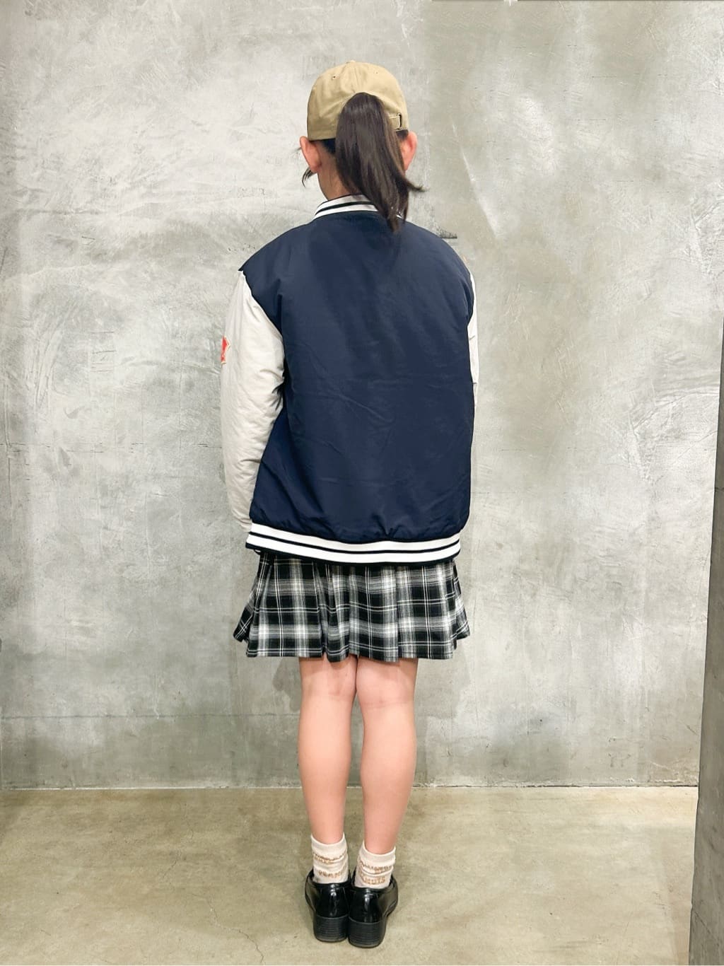 naokoさんの「THE SHOP TK｜PEANUTS/ピーナッツ ラグランTシャツ」を使ったコーディネート
