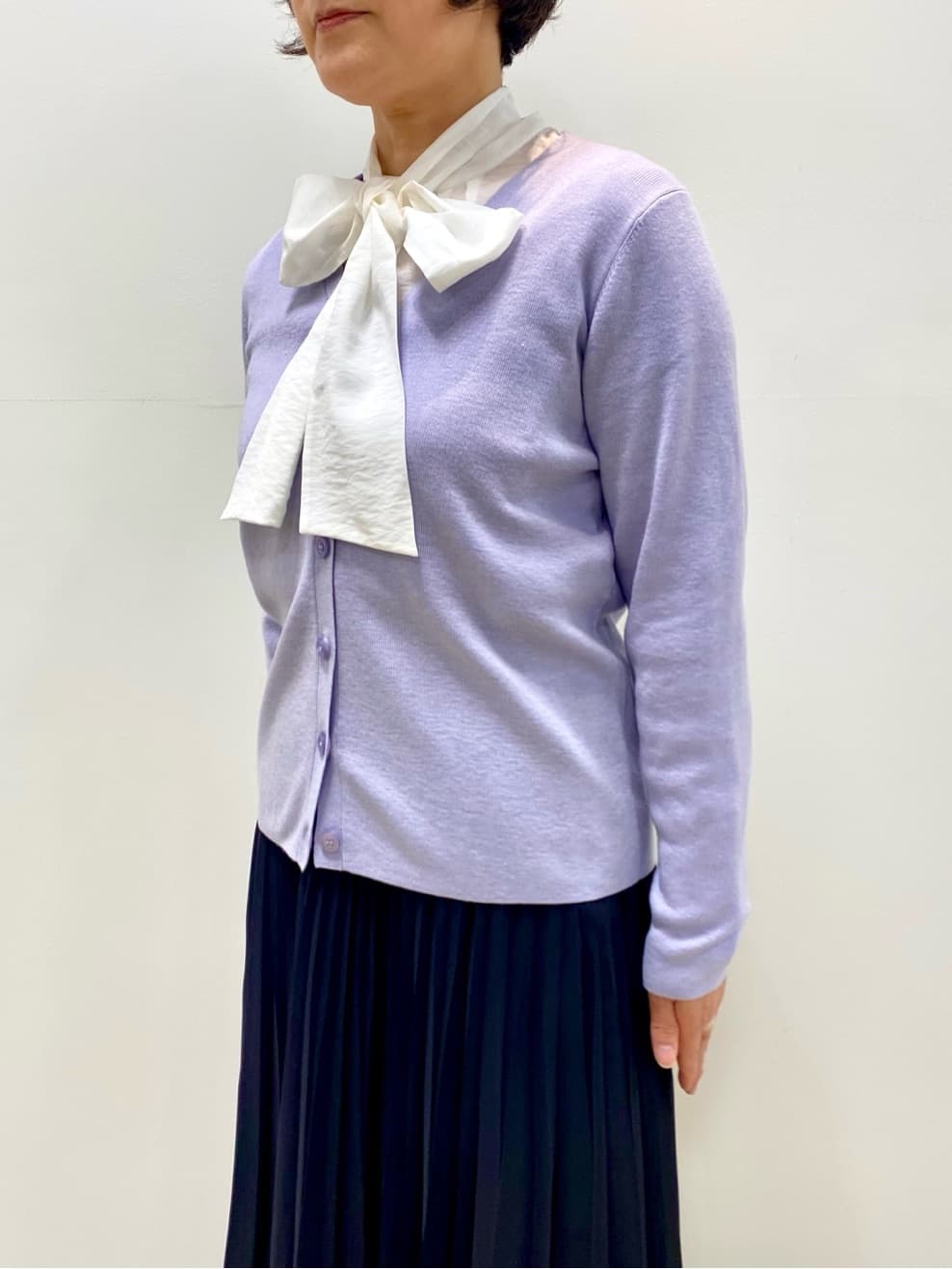 oharaさんの「Reflect｜【選べる5色／アンサンブル可】Vネックカーディガン」を使ったコーディネート