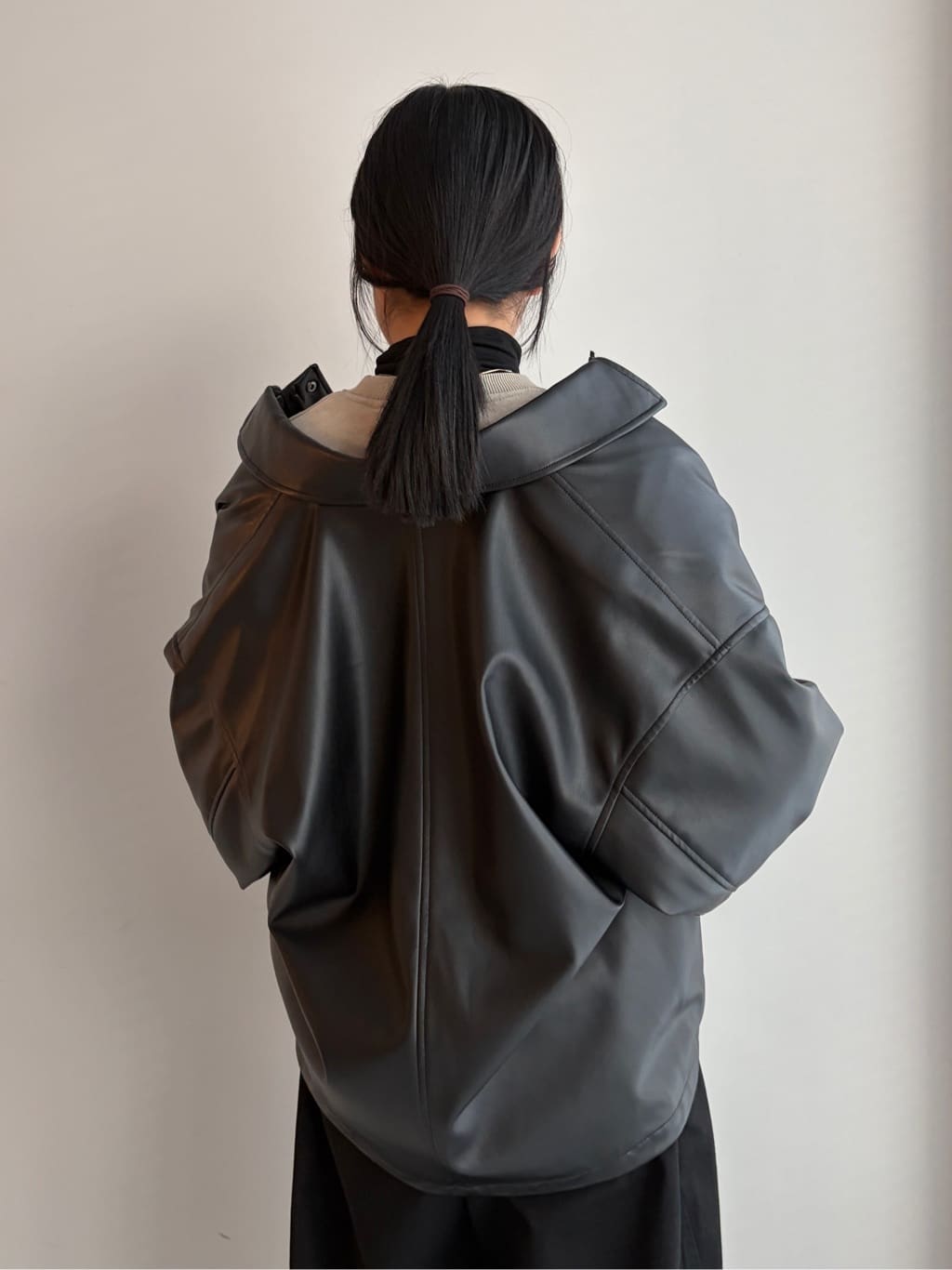Akutagawaさんの「tk.TAKEO KIKUCHI｜YALEロゴスウェット」を使ったコーディネート