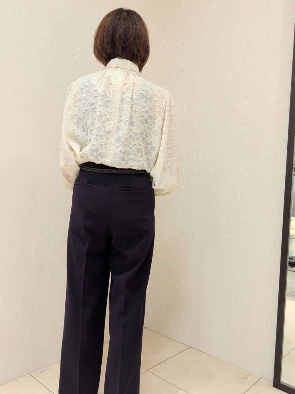 u-macoさんの「UNTITLED｜◆【セレモニー/華やか】2WAYボウタイブラウス」を使ったコーディネート