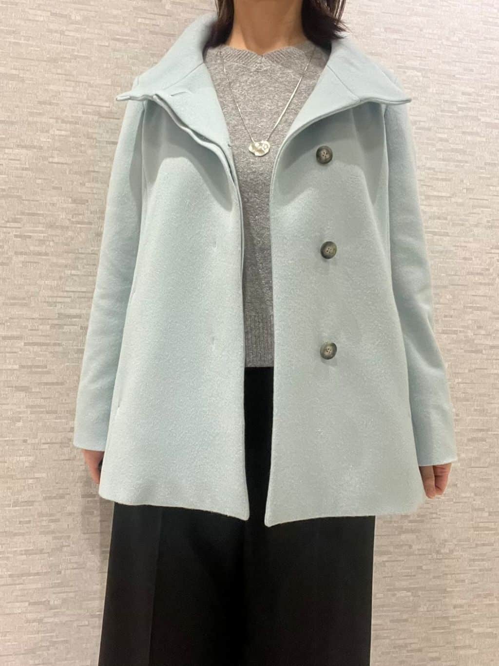 marikoさんの「Reflect｜【SS-4Lサイズ／衿が顔に当たらない◎】スタンドネックミドルコート」を使ったコーディネート