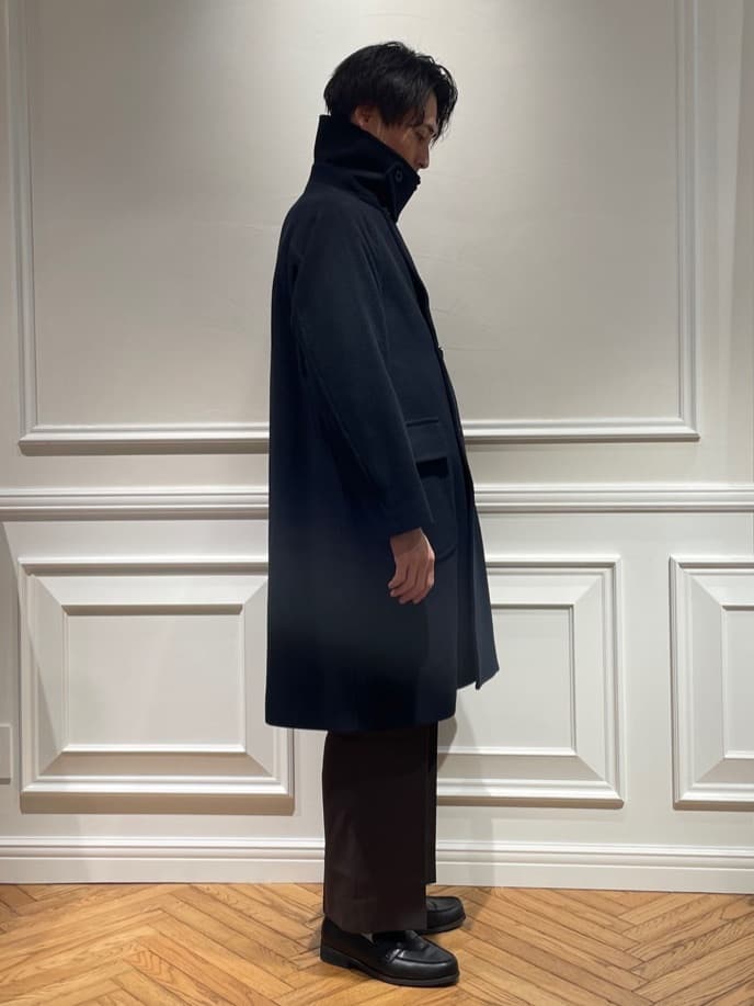 橋本さんの「DRESSTERIOR｜オックスフォード ラウンドカラーシャツ」を使ったコーディネート
