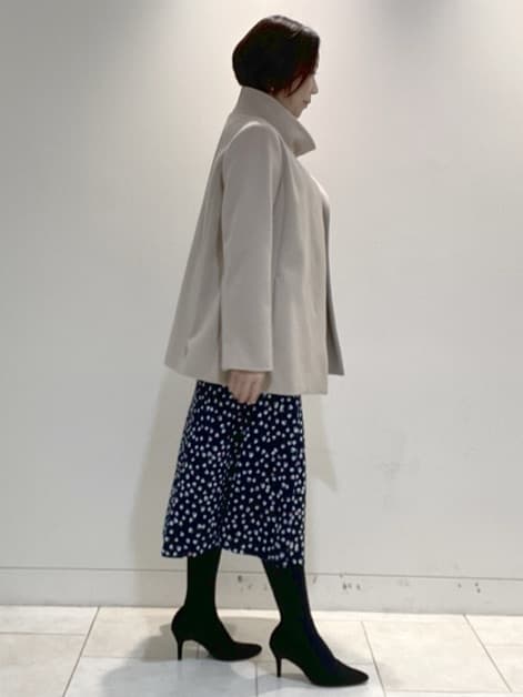 フミさんの「Reflect｜【SS-4Lサイズ／衿が顔に当たらない◎】スタンドネックミドルコート」を使ったコーディネート