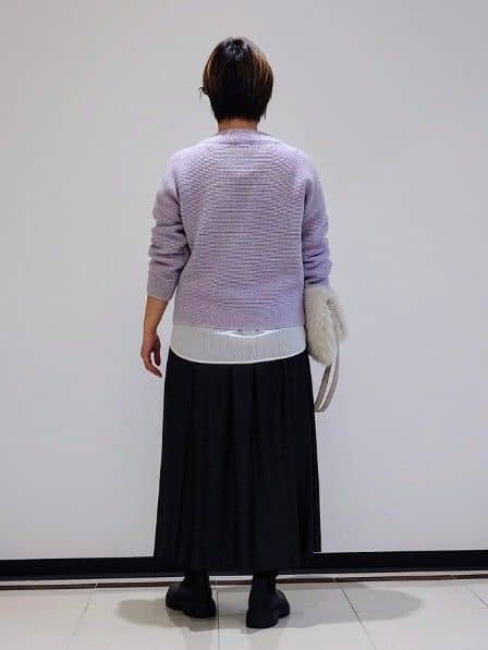 gissyさんの「INDIVI｜レザー調ギャザースカート」を使ったコーディネート