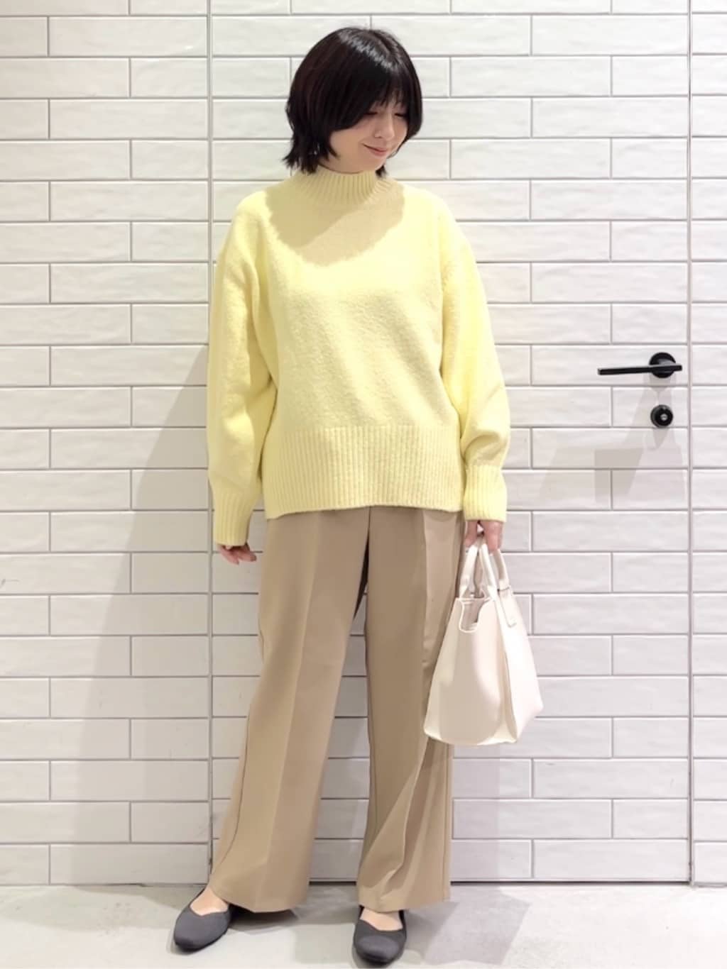 しおりさんの「OPAQUE.CLIP｜ふわふわハイネックニット【洗濯機OK】」を使ったコーディネート