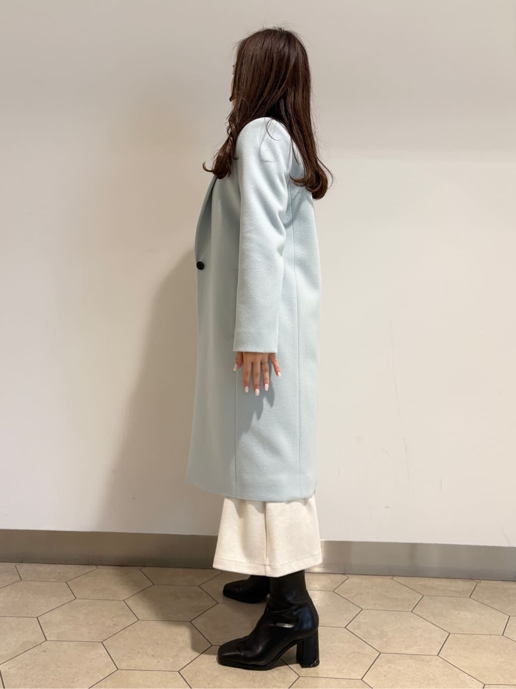 kahoさんの「INDIVI｜【名品コート／日本製】ウール100％チェスターコート」を使ったコーディネート