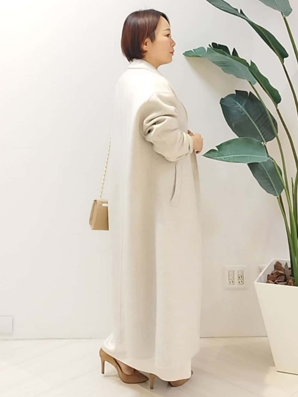 s u g iさんの「UNTITLED｜【ロング丈/軽やか】テーラード　リバーコート」を使ったコーディネート