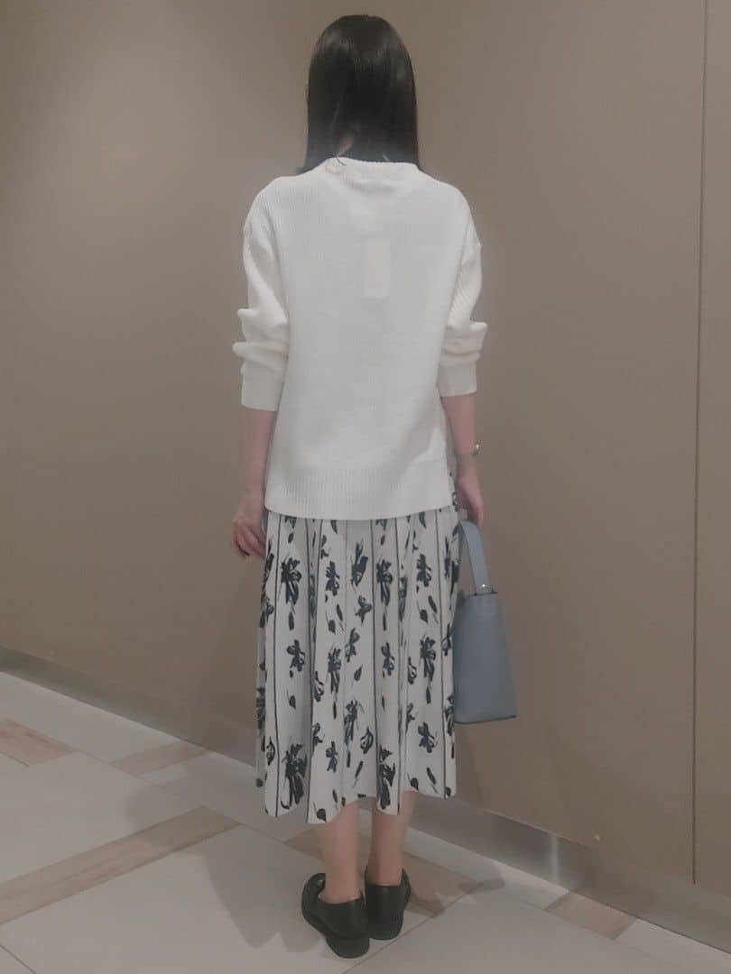 saiさんの「Reflect｜【腰周りカバー／長め丈】モックネックニットプルオーバー」を使ったコーディネート