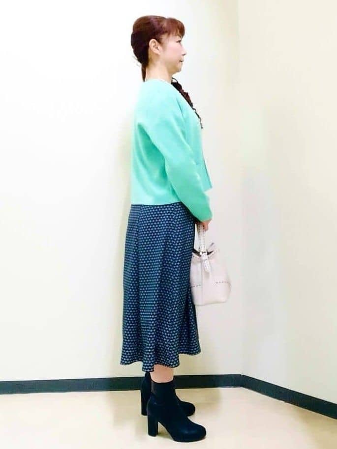 花さんの「Reflect｜【通勤/お出かけ◎】ジオメプリントクラシカルワンピース」を使ったコーディネート