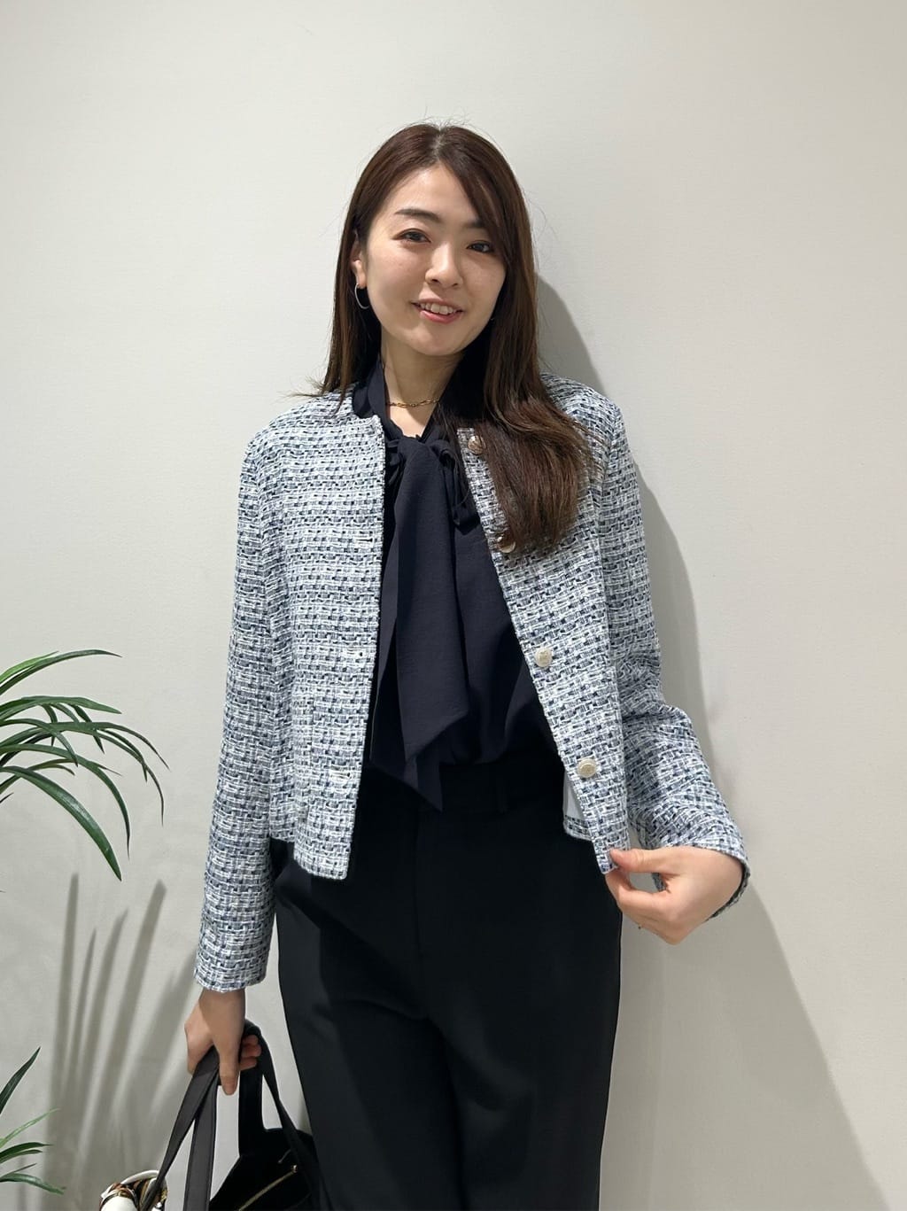 hayaseさんの「COUP DE CHANCE｜【ON/OFF着回し】カラーツイードジャケット」を使ったコーディネート