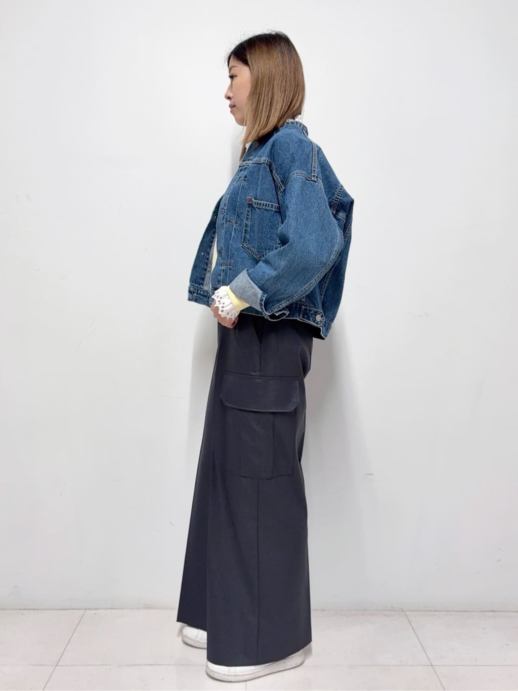 Nishijimaさんの「DRESSTERIOR｜◆取り外しフリル付き裏毛プルオーバー」を使ったコーディネート
