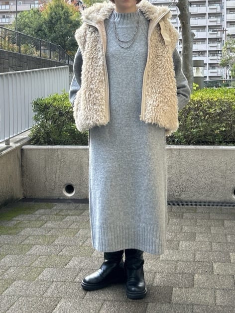 ga_riさんの「THE SHOP TK｜プラスするだけでこなれ見え ボアベスト」を使ったコーディネート