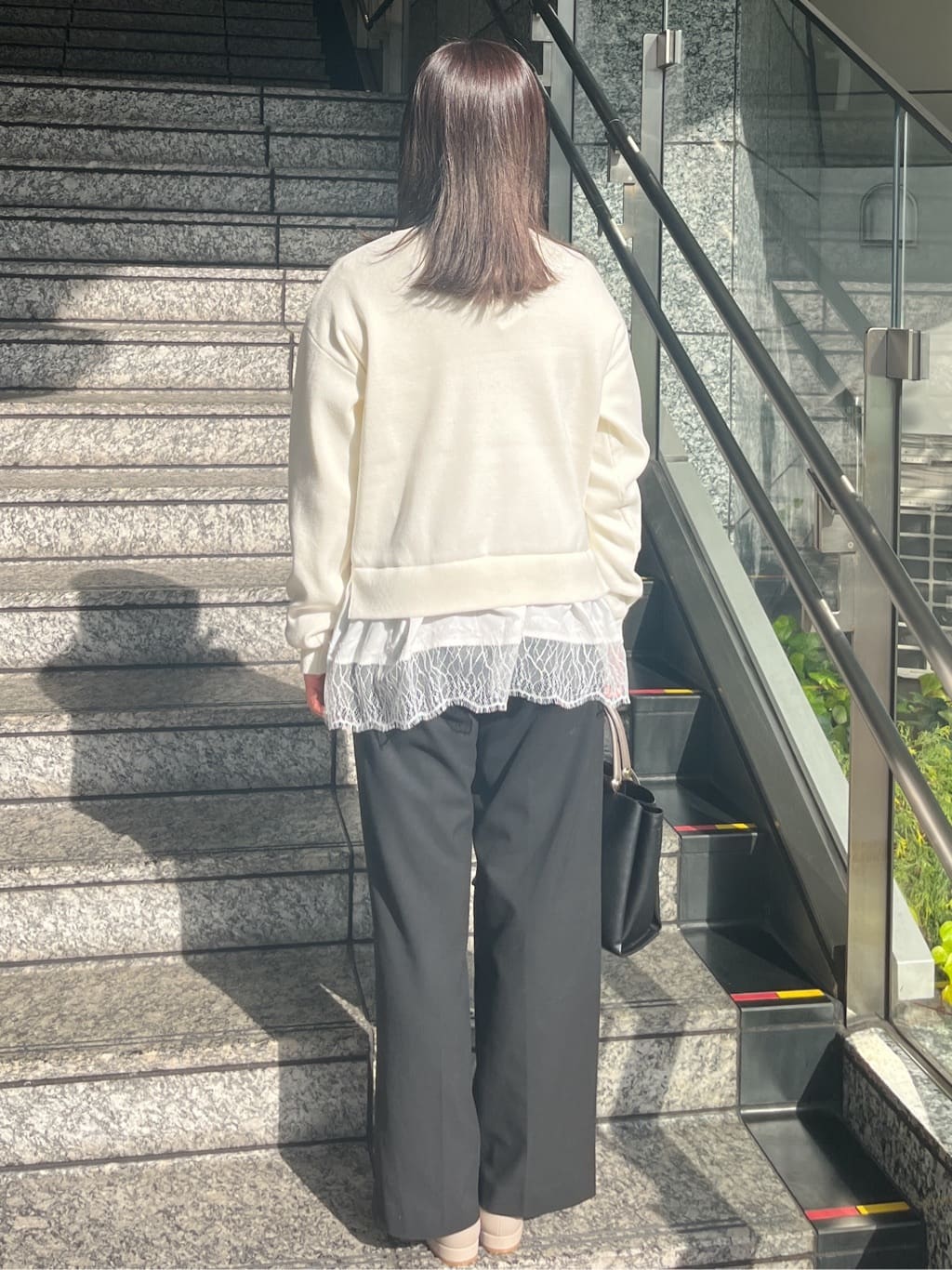HANNAさんの「OPAQUE.CLIP｜裾レースドッキングニット」を使ったコーディネート