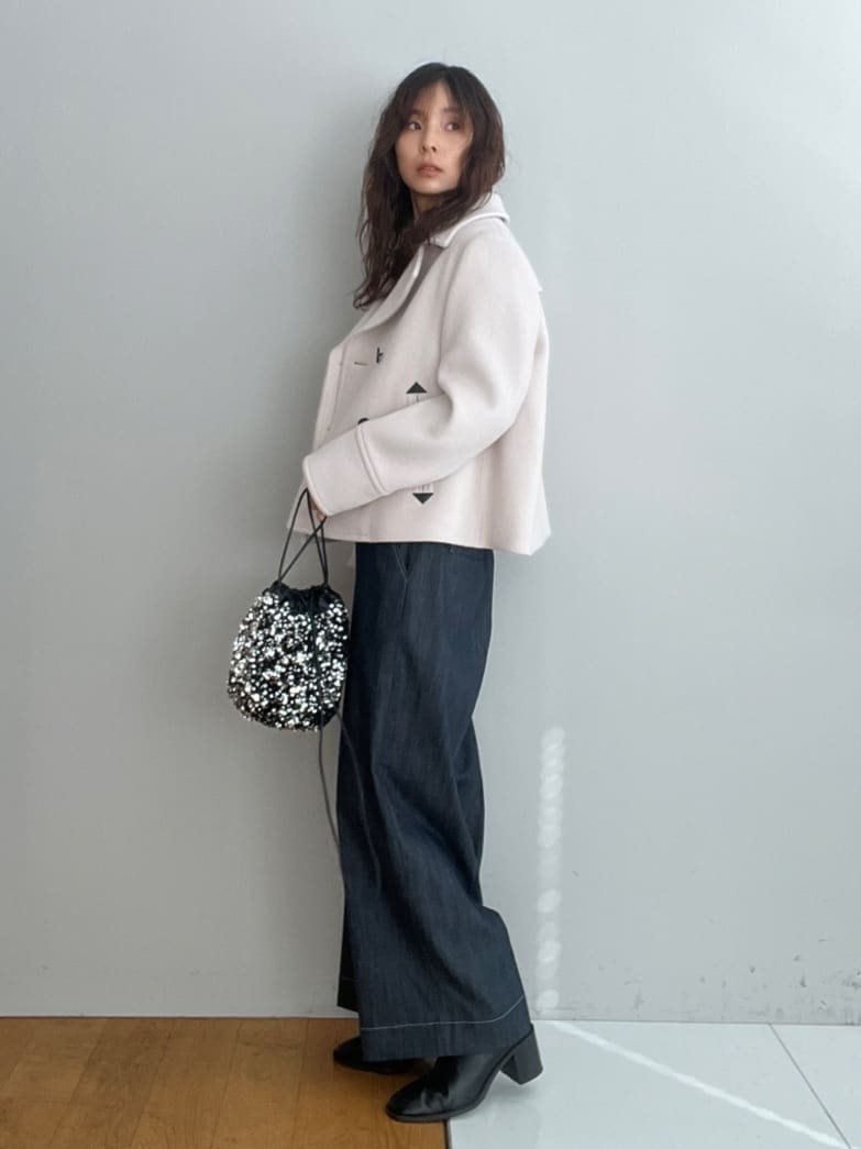 misaさんの「DRESSTERIOR｜2WAYレースカラーニット」を使ったコーディネート