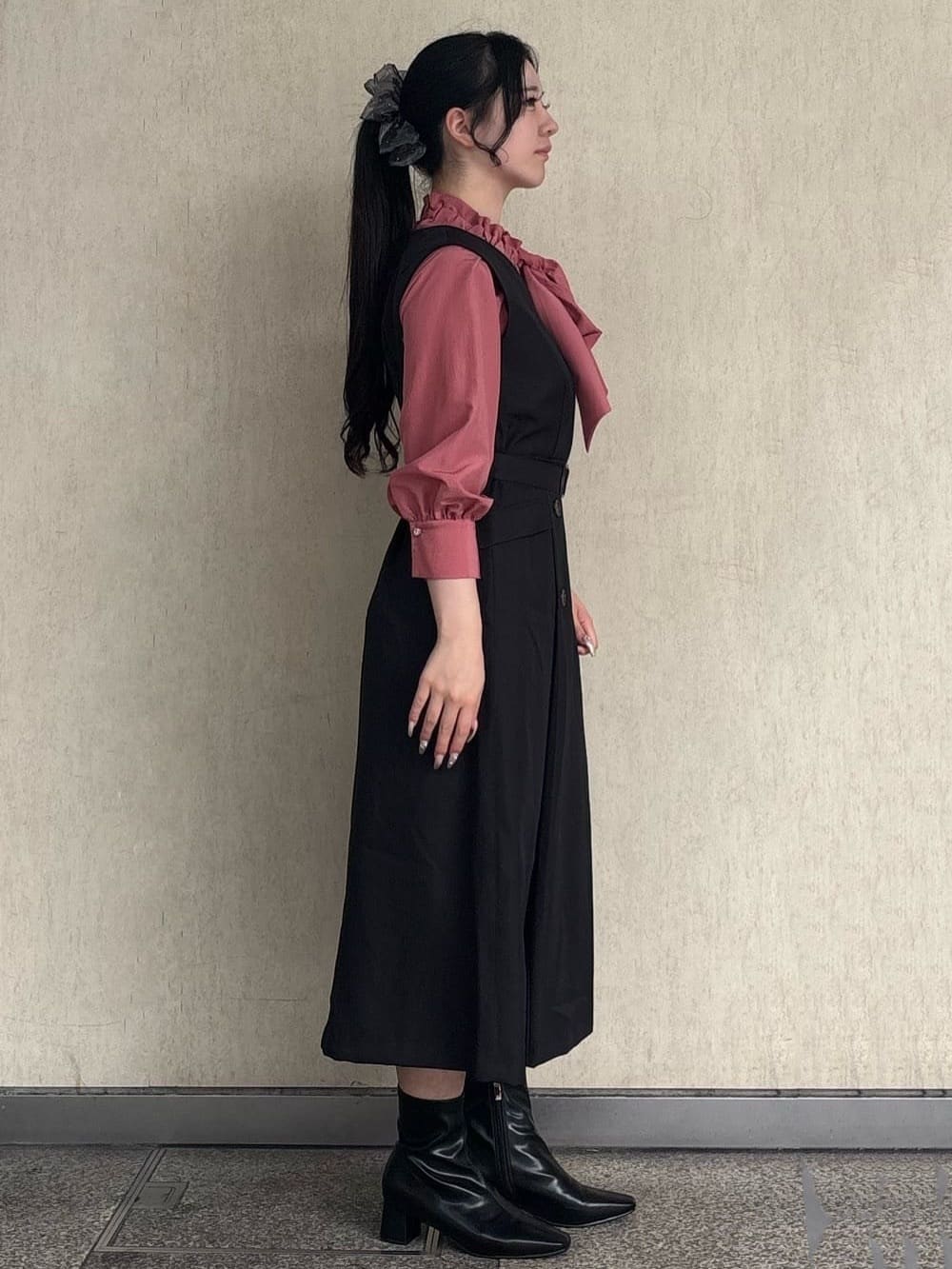 ささんの「OPAQUE.CLIP｜トレンチディティールワンピース【洗濯機OK／イージーアイロン／防シワ】」を使ったコーディネート