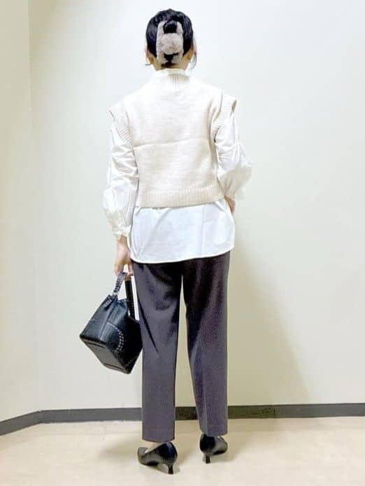  beni_gingerさんの「Reflect｜【単品使い◎】ニットベスト＋シャツセット」を使ったコーディネート