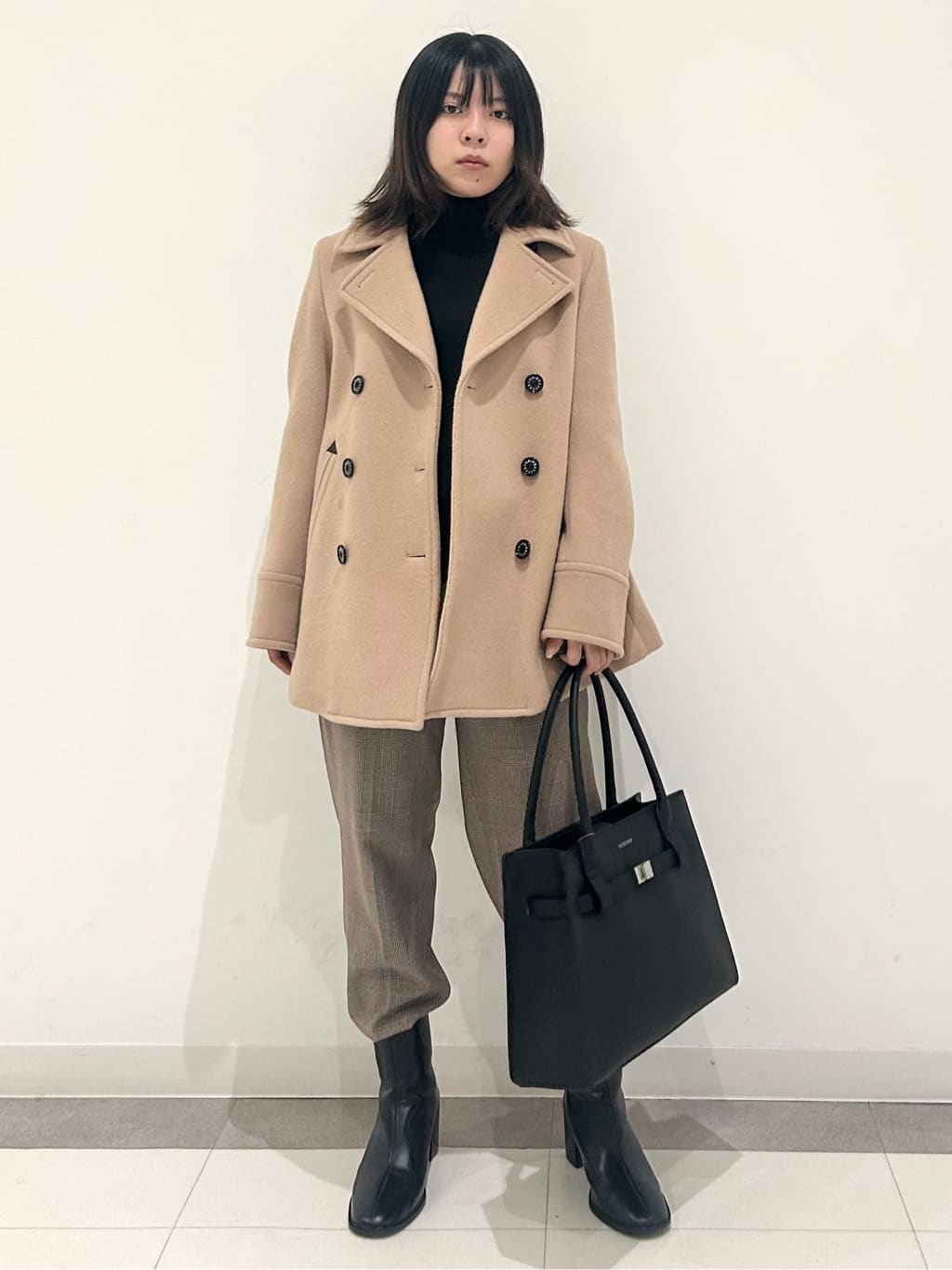 とりみさんの「DRESSTERIOR｜テーパードパンツ」を使ったコーディネート