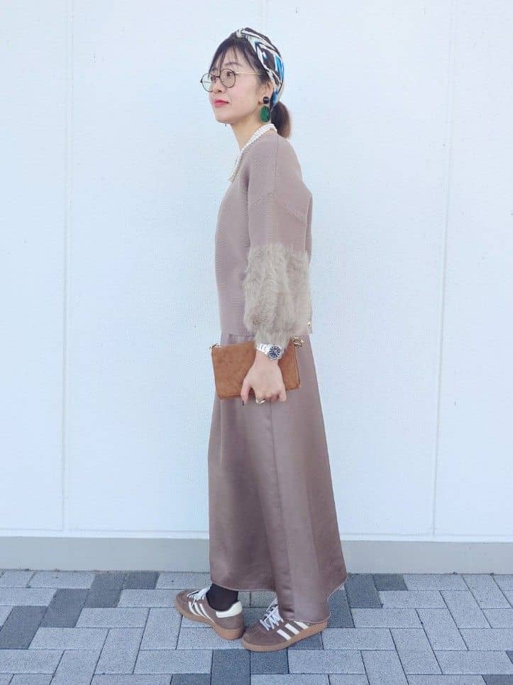 MUTSUKOさんの「UNTITLED｜【TORRAZZO DONNA】ファースリーブ2wayプルオーバー」を使ったコーディネート