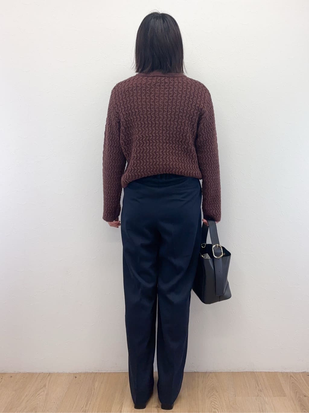 Takeさんの「OPAQUE.CLIP｜モヘヤタッチケーブル金ボタンカーディガン【洗濯機OK】」を使ったコーディネート