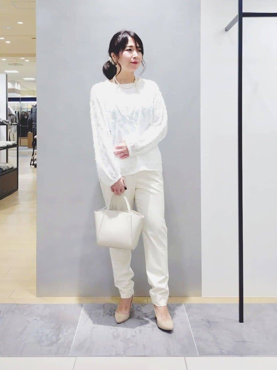 TOMOMIさんの「INDIVI｜【洗える／裏起毛】ストレッチウォームパンツ」を使ったコーディネート