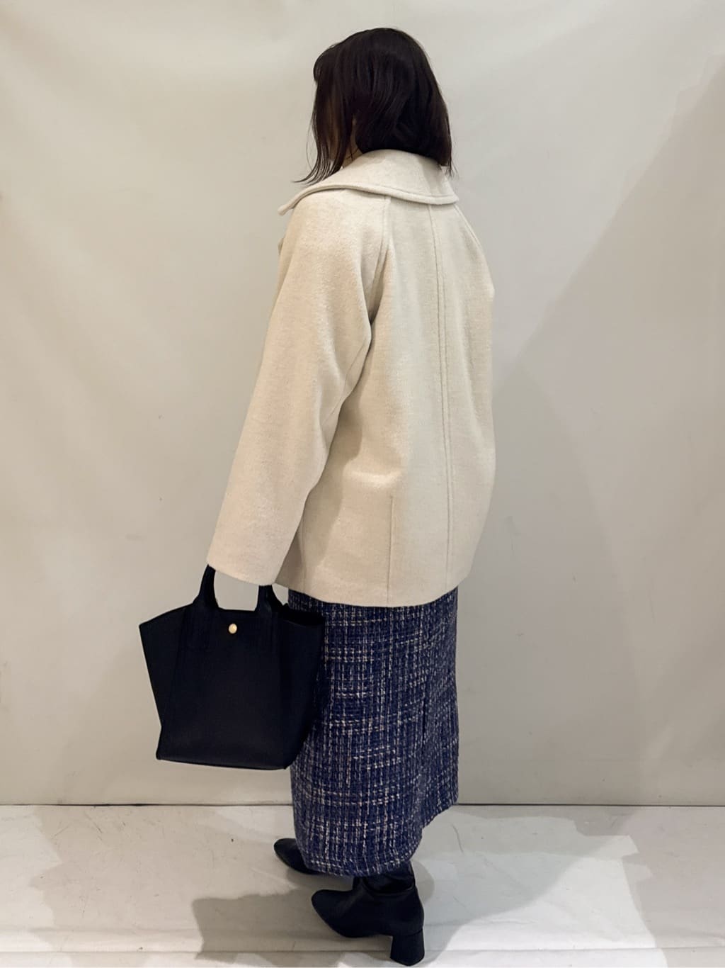 nakkoさんの「OPAQUE.CLIP｜カシミヤブレンドウールミドルピーコート」を使ったコーディネート