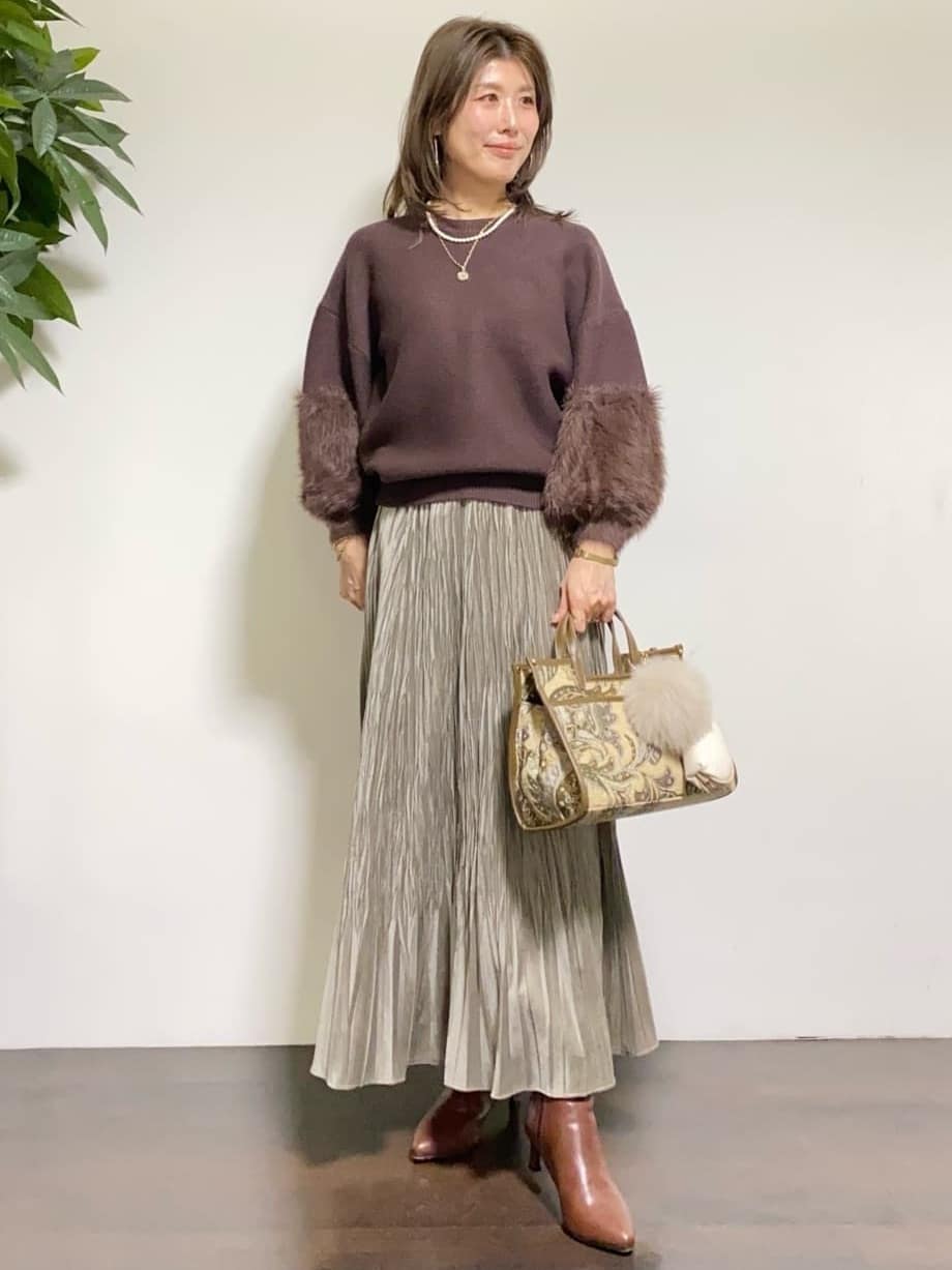 tomoさんの「UNTITLED｜【TORRAZZO DONNA】ファースリーブ2wayプルオーバー」を使ったコーディネート