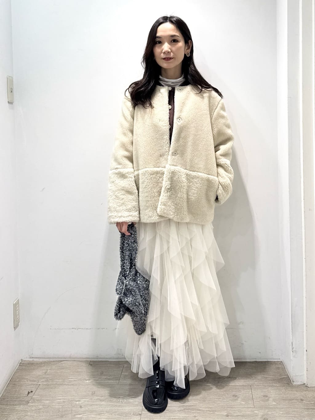 yuicciさんの「OPAQUE.CLIP｜シアーハイネックトップス【洗濯機OK】」を使ったコーディネート