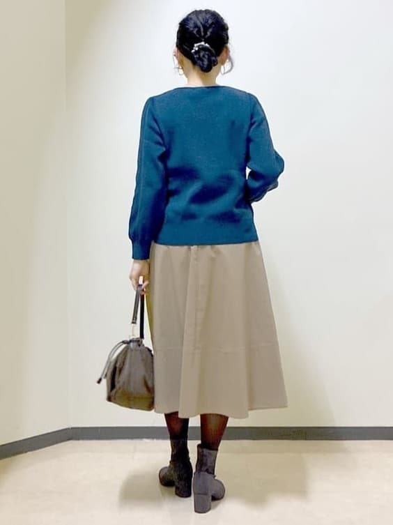  beni_gingerさんの「Reflect｜【選べる8色／スカートにもパンツにも◎】ウール混ボートネックニット」を使ったコーディネート