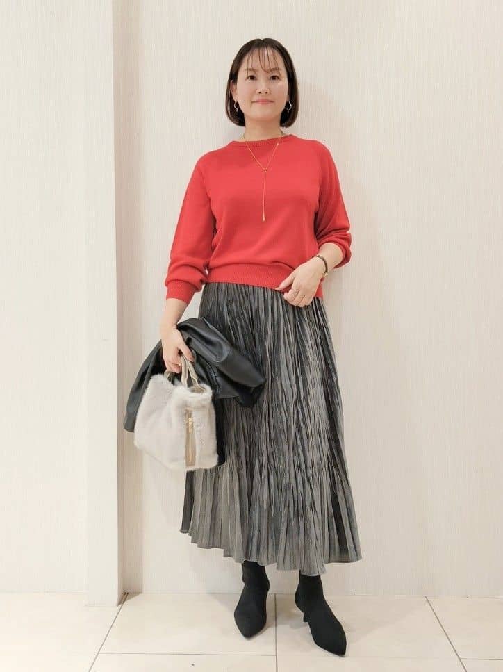 naokoさんの「UNTITLED｜【8色展開／コンパクト丈】レーヨン混 コクーンニット」を使ったコーディネート
