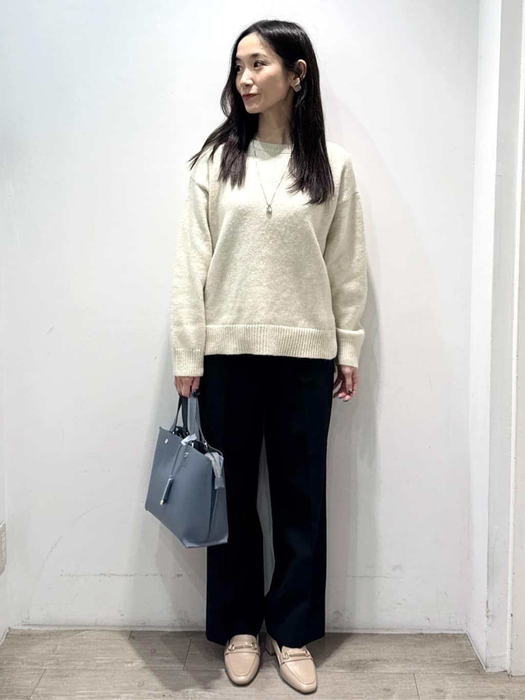 yuicciさんの「OPAQUE.CLIP｜リラクシークルーネックニット【洗濯機OK】」を使ったコーディネート