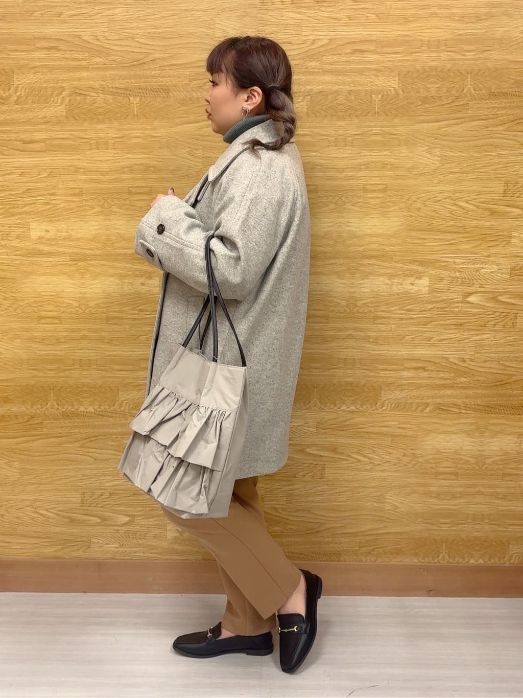 ぁむさんの「SHOO･LA･RUE｜【洗濯機可/S-LL】美脚見え あったか裏起毛 テーパードパンツ」を使ったコーディネート