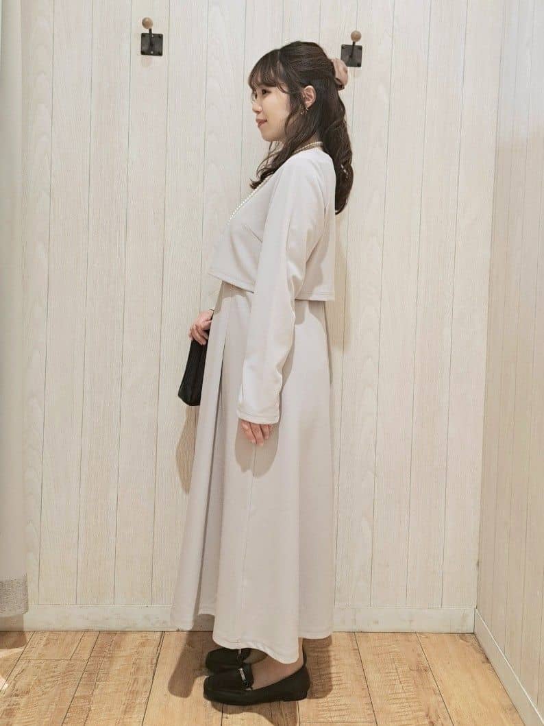 SAKIさんの「SHOO･LA･RUE｜【S-LL】コーデに迷わずきちんと決まる セットアップ風ワンピース」を使ったコーディネート