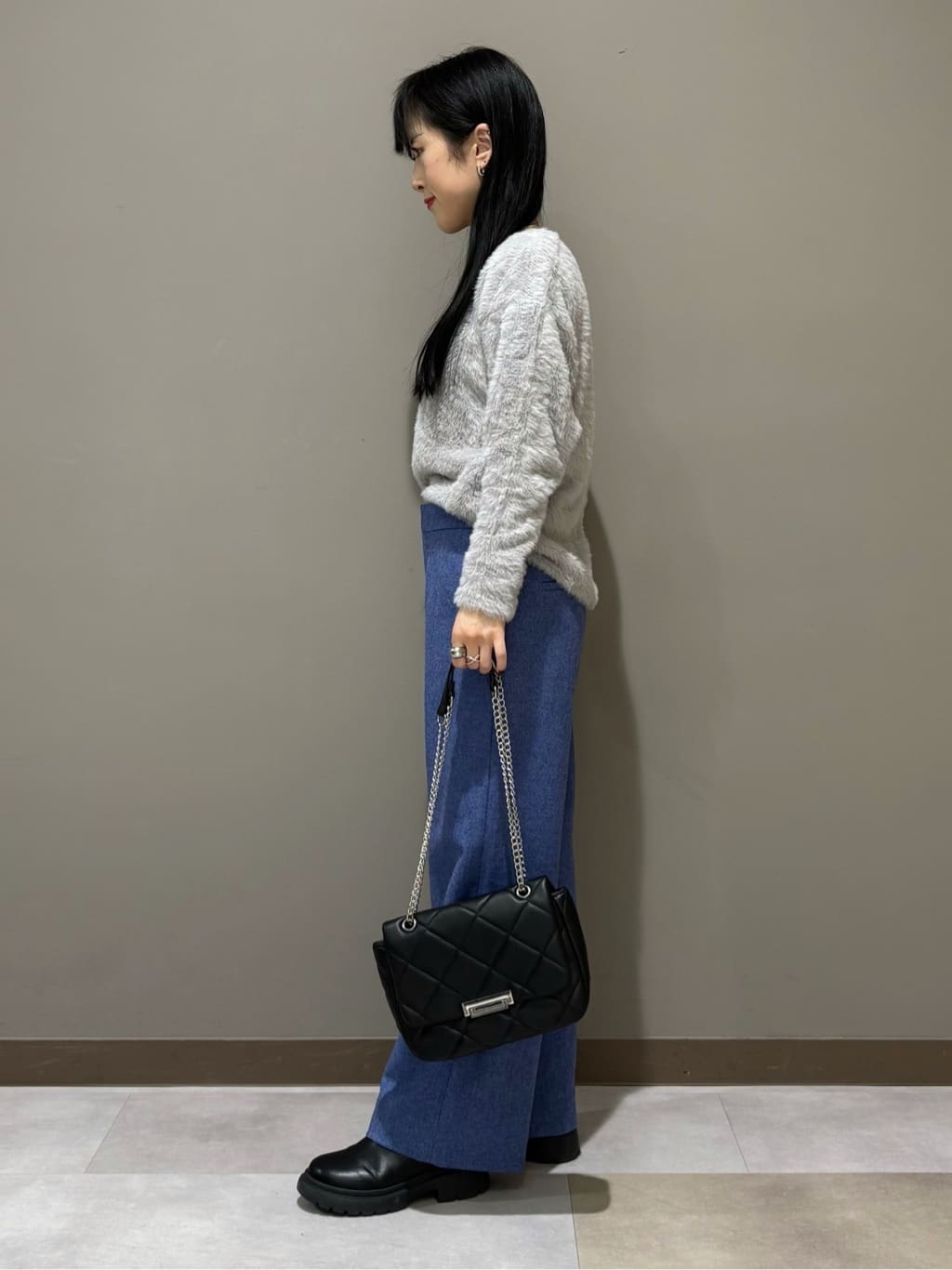 KEIKOさんの「INDIVI｜【日本製／ミドル丈】スタンドカラーミドルコート」を使ったコーディネート