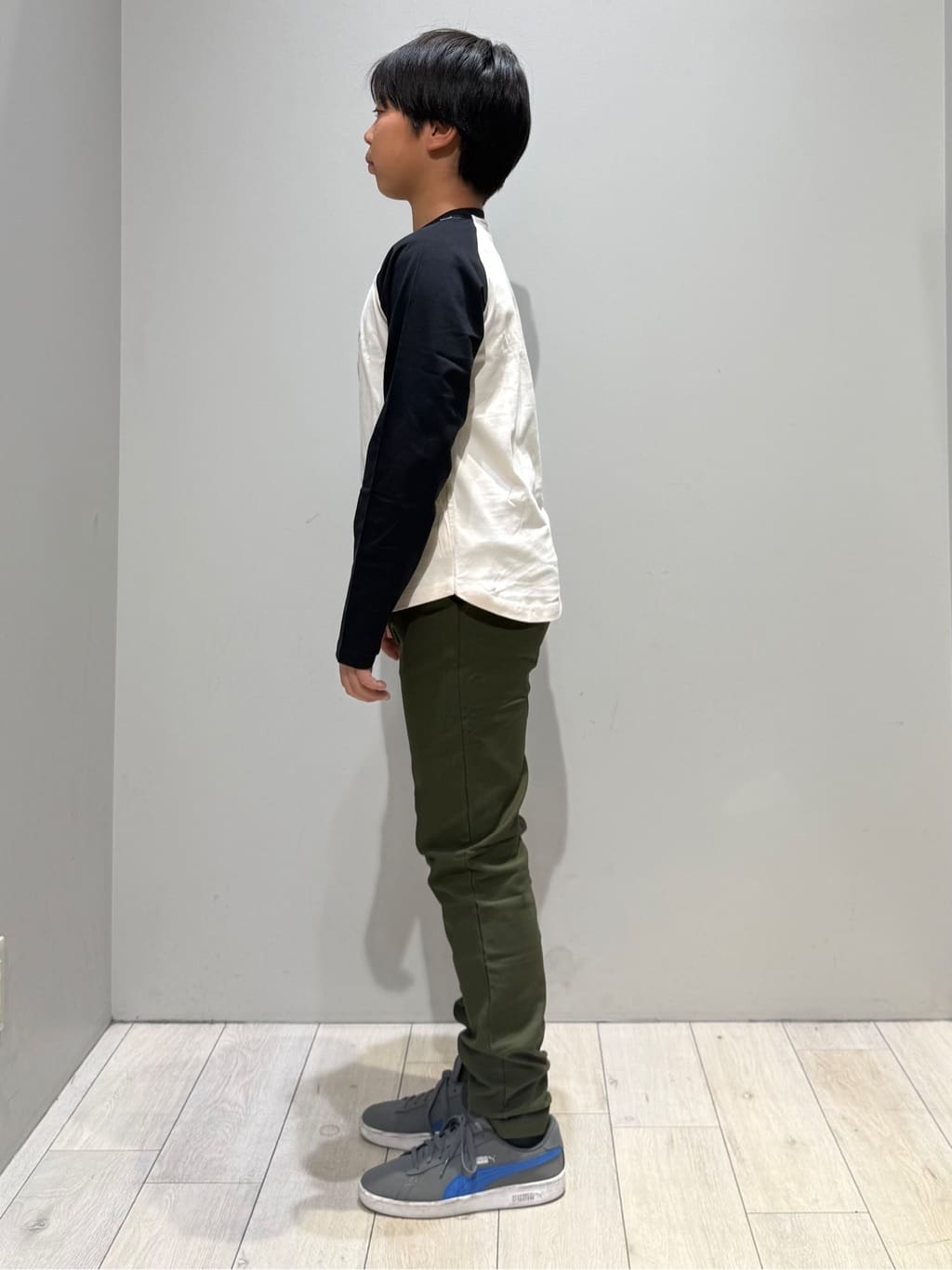 kuboさんの「THE SHOP TK｜PEANUTS/ピーナッツ ラグランTシャツ」を使ったコーディネート