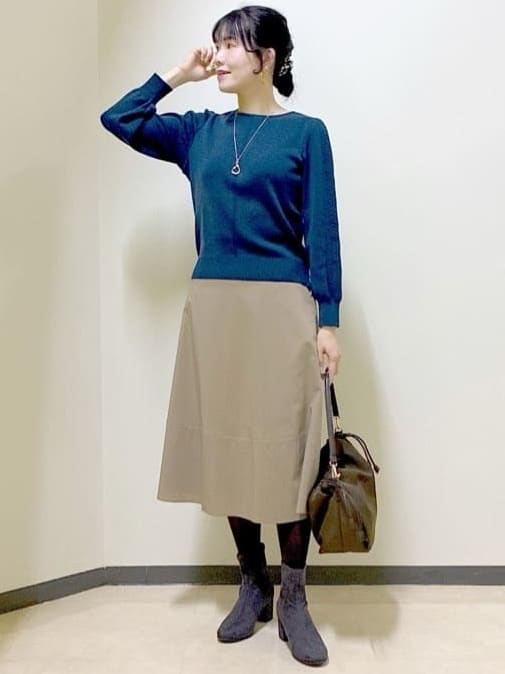  beni_gingerさんの「Reflect｜【選べる8色／スカートにもパンツにも◎】ウール混ボートネックニット」を使ったコーディネート