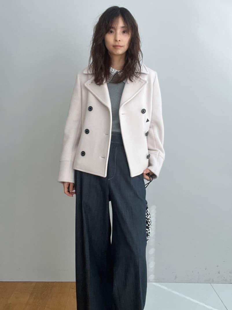 misaさんの「DRESSTERIOR｜2WAYレースカラーニット」を使ったコーディネート