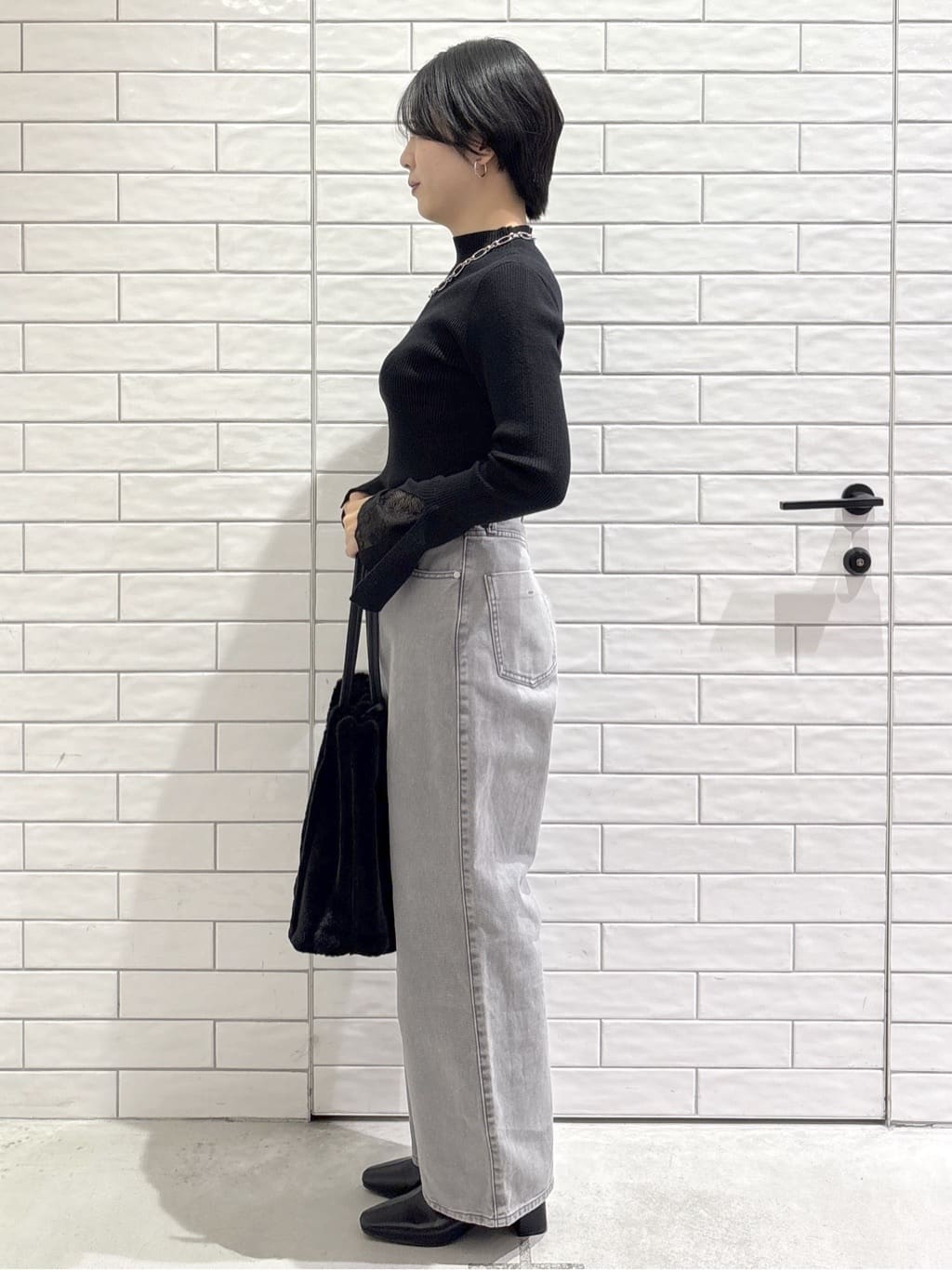 ayumiさんの「OPAQUE.CLIP｜レースフレアハイネックリブニット【洗濯機OK】」を使ったコーディネート