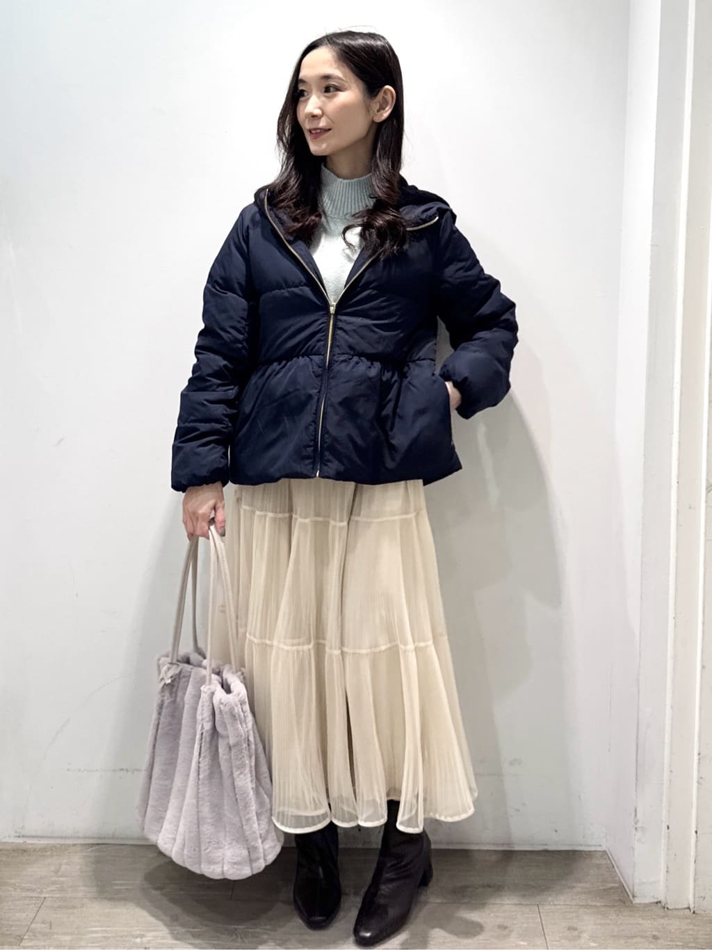 yuicciさんの「OPAQUE.CLIP｜KAWADAダウンペプラムショートコート【撥水／洗濯機OK／静電気防止裏地】」を使ったコーディネート