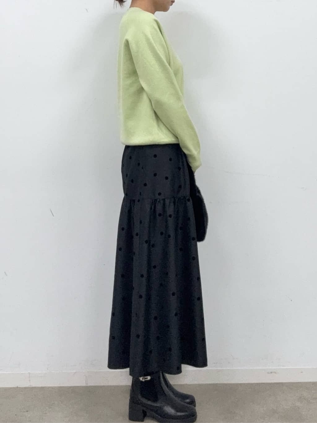 BUNさんの「DRESSTERIOR｜◆コンパクトフェイクファーバッグ」を使ったコーディネート