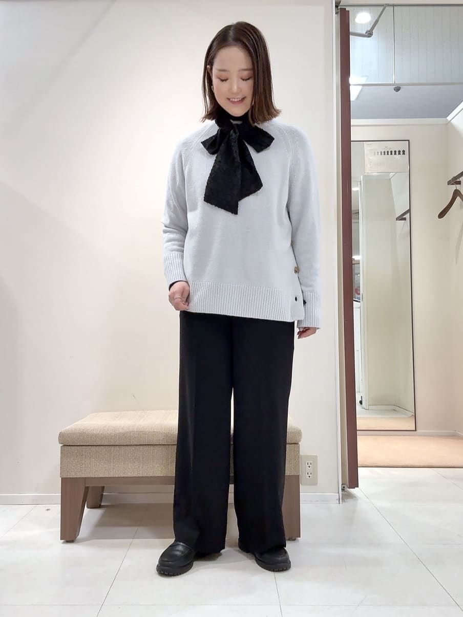 YUIさんの「UNTITLED｜【重ね着もおすすめ/洗える】ウールカシミヤ クルーネックニット」を使ったコーディネート