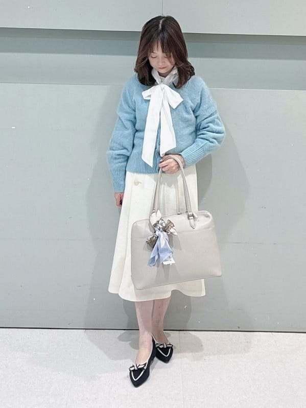 makiさんの「UNTITLED｜【はっ水機能/フード取り外し可】ミディダウンコート」を使ったコーディネート