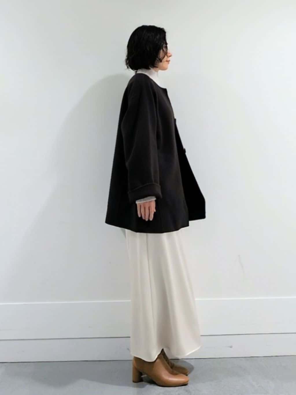 ミズタさんの「UNTITLED｜【ミディ丈/軽やか】セミラグランリバー コート」を使ったコーディネート