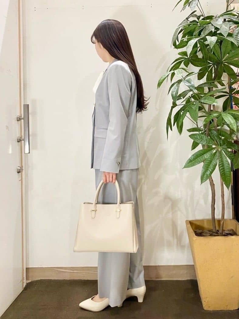 AYUMIさんの「SHOO･LA･RUE｜【セットアップ可/S-LL/洗濯機可】マニッシュに決まる ダブルブレストジャケット」を使ったコーディネート