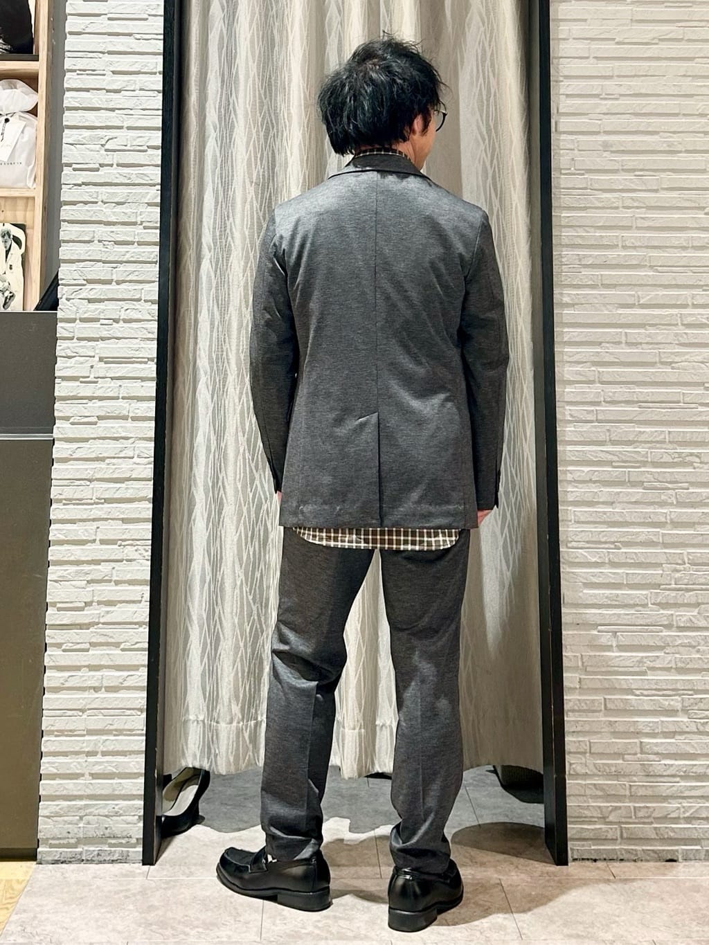 KENJI Iさんの「THE SHOP TK｜【動きやすい、快適ビジネスジャケット】TRジャージ ジャケット　セットアップ可/洗濯機OK/ストレッ」を使ったコーディネート