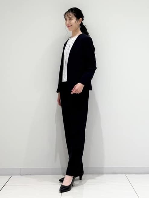 kayoさんの「INDIVI｜【通勤スーツ／洗える】ストレッチカラーレスジャケット」を使ったコーディネート